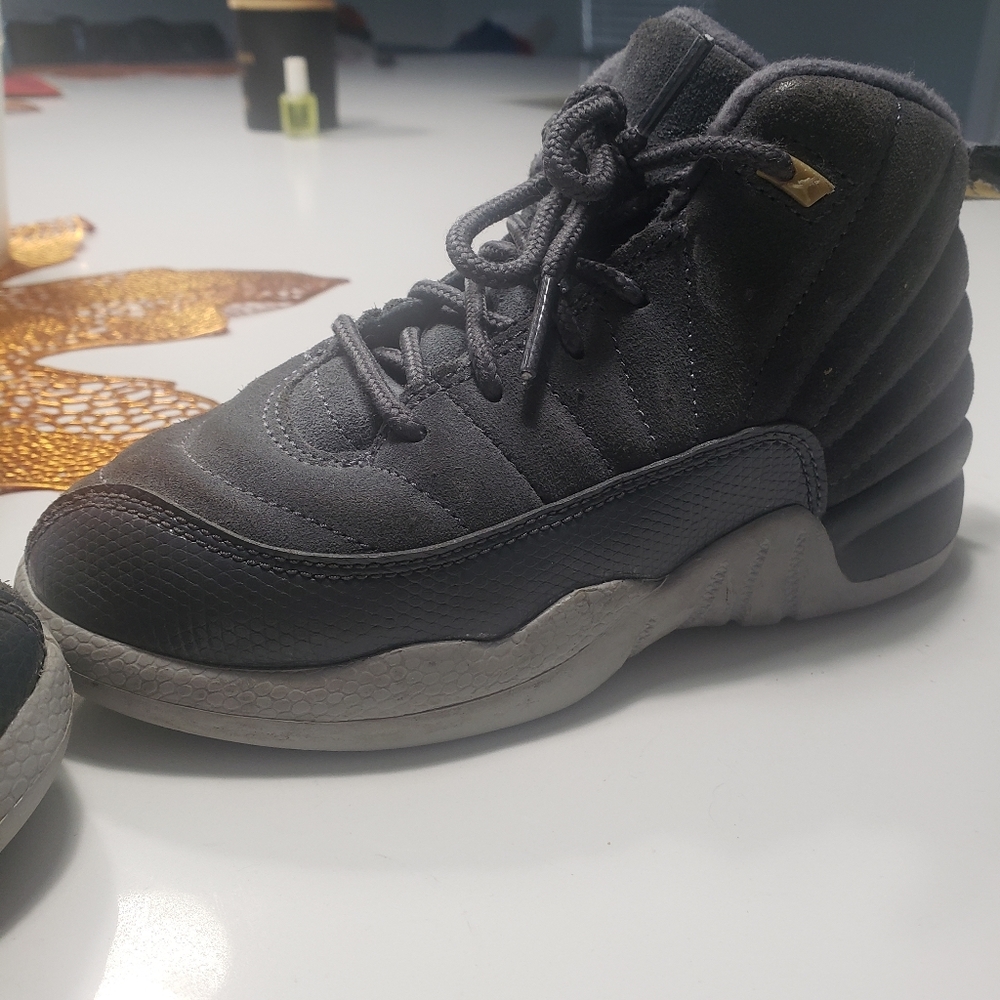 Jordan 12s-gray
